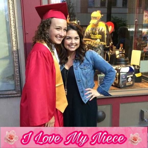 Meet your Posher, Danielle - Picture 1 of 1